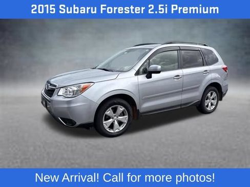 Used 2015 Subaru Forester 2.5i Premium w/ All-Weather Package AWD/4WD image 6