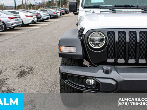 Used 2020 Jeep Wrangler Unlimited Willys image 10