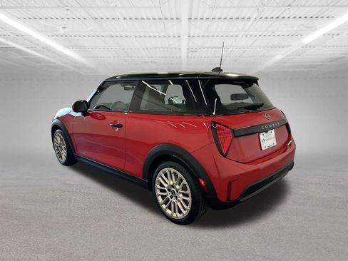 Certified 2025 MINI Cooper 2-Door Hardtop image 3