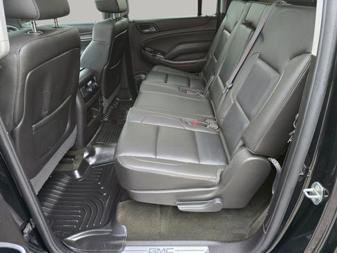 Used 2016 GMC Yukon XL SLT w/ HD Trailering Package AWD/4WD image 25