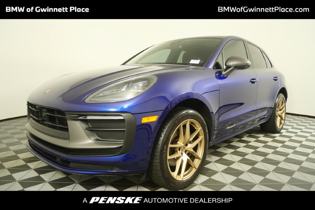 Used 2024 Porsche Macan AWD/4WD image 1
