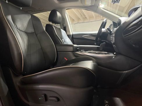 Used 2018 INFINITI QX60 Luxe w/ Premium Package AWD/4WD image 11