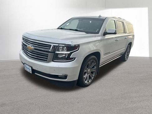 Used 2018 Chevrolet Suburban Premier AWD/4WD image 1