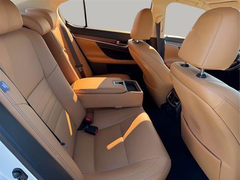 Used 2019 Lexus GS 350 image 29