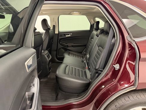 Used 2024 Ford Edge SEL w/ Convenience Package AWD/4WD image 16