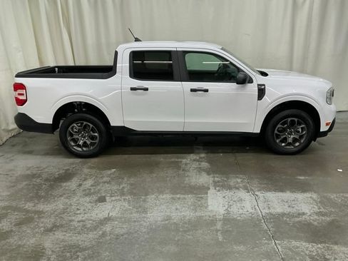 Used 2024 Ford Maverick XLT FWD image 2