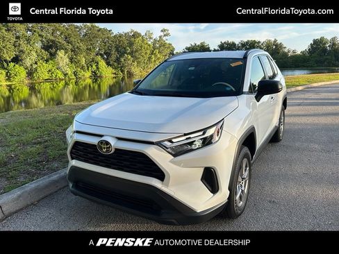 Certified 2025 Toyota RAV4 LE AWD/4WD image 1