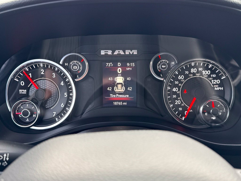 Used 2023 RAM 1500 Big Horn AWD/4WD image 24