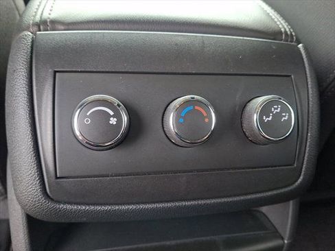 Used 2016 Chevrolet Traverse LT AWD/4WD image 11
