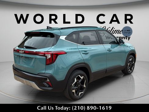 Used 2026 Kia Seltos EX FWD image 4