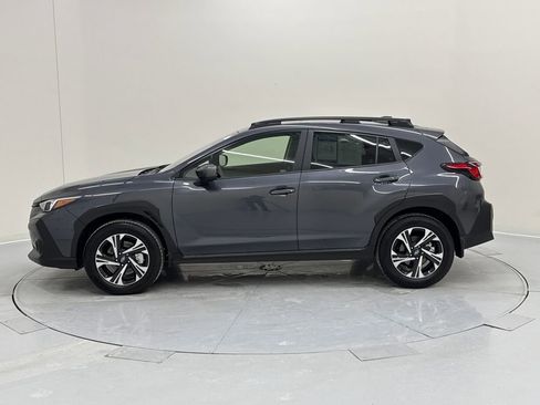 Used 2025 Subaru Crosstrek 2.0i Premium image 2