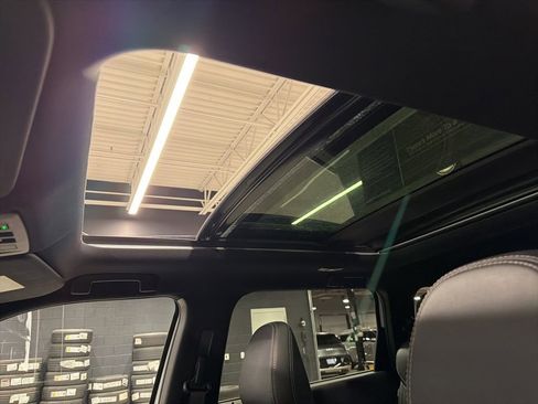 Used 2024 Mitsubishi Outlander Ralliart image 25