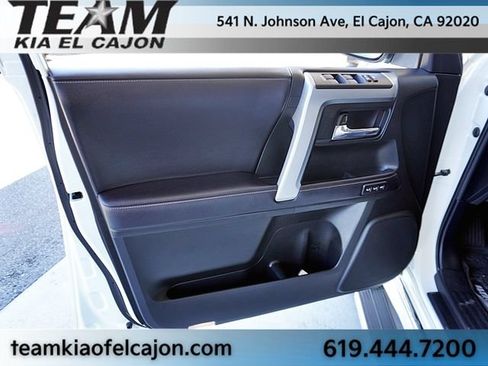 Used 2020 Toyota 4Runner Limited AWD/4WD image 23