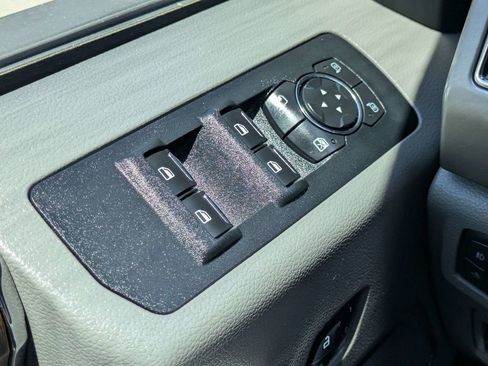 Used 2018 Ford F150 Lariat AWD/4WD image 24