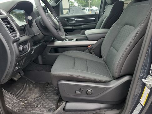 Used 2025 RAM 1500 Big Horn AWD/4WD image 25