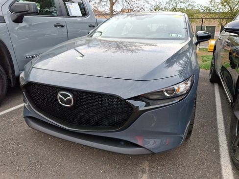 Used 2023 MAZDA MAZDA3 s image 2