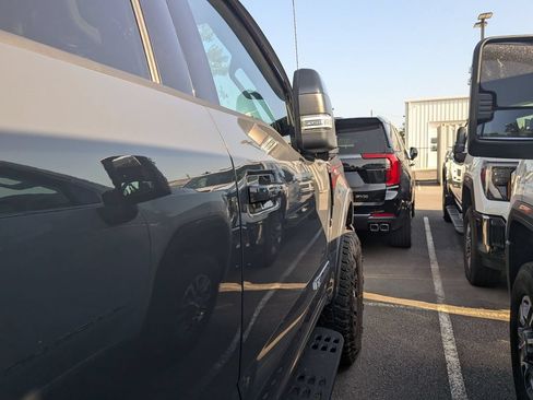 Used 2021 Ford F250 Lariat AWD/4WD image 11