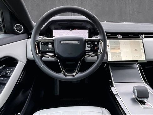 Certified 2026 Land Rover Range Rover Evoque S AWD/4WD image 8