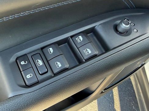 New 2026 Jeep Compass Latitude image 9