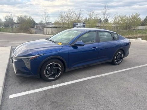 Certified 2025 Kia K4 EX FWD image 2