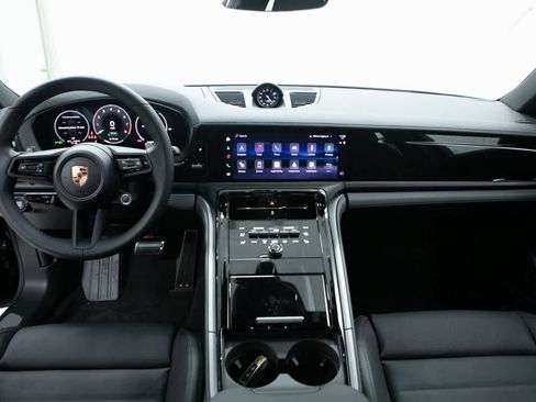 New 2026 Porsche Panamera 4 image 13
