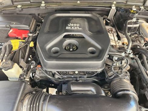 Used 2021 Jeep Wrangler Unlimited Sport image 30