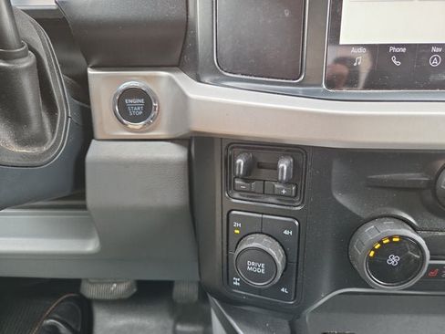 Used 2023 Ford F250 XLT w/ XLT Premium Package AWD/4WD image 18