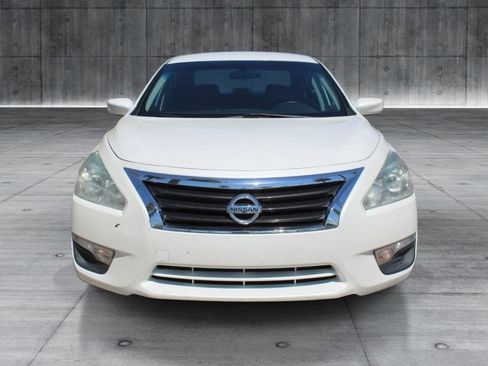 Used 2015 Nissan Altima 2.5 FWD image 9