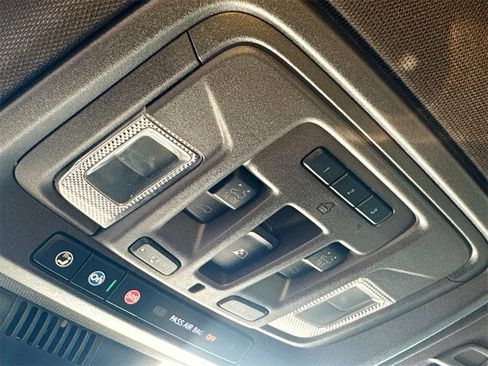 Used 2024 GMC Sierra 3500 Denali w/ Denali Reserve Package image 21