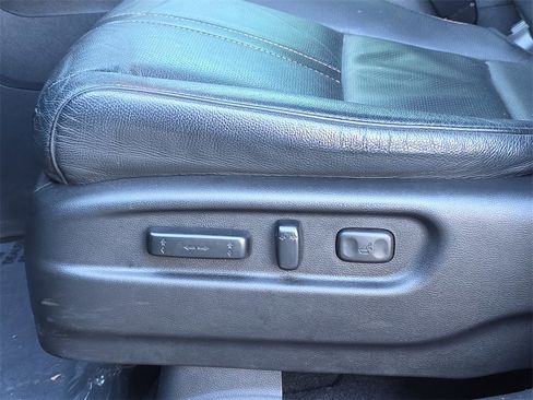 Used 2022 Honda Pilot TrailSport image 33