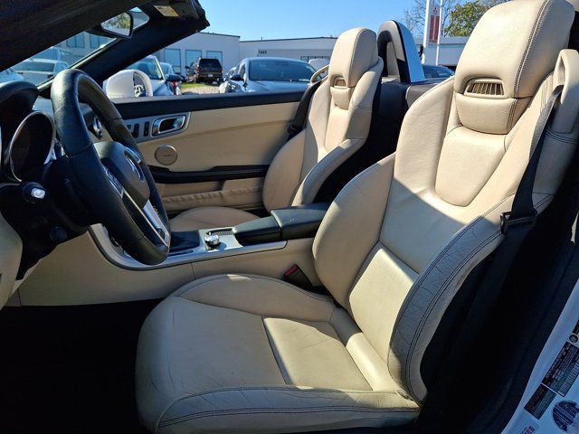 Used 2014 Mercedes-Benz SLK 350 image 16