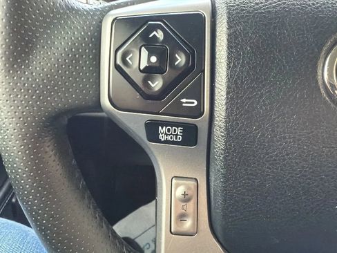 Used 2017 Toyota 4Runner Limited image 12