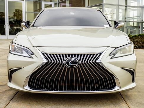 Used 2019 Lexus ES 350 w/ Premium Package image 7