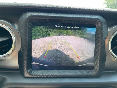 Used 2023 Jeep Wrangler Unlimited Rubicon 4xe w/ Dual Top Group AWD/4WD image 32