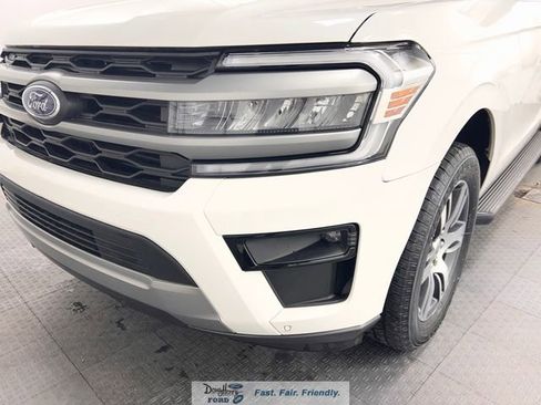 Used 2024 Ford Expedition XLT AWD/4WD image 10