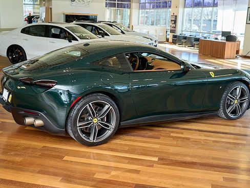 Used 2021 Ferrari Roma image 13