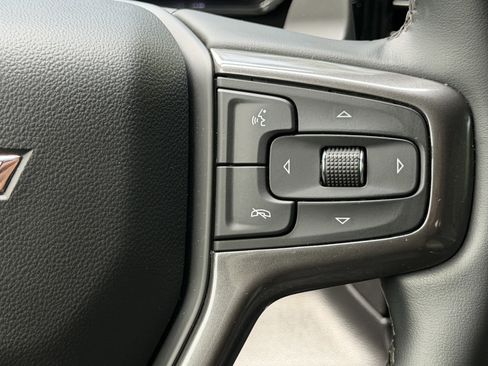 Used 2024 Chevrolet Silverado 1500 ZR2 AWD/4WD image 38
