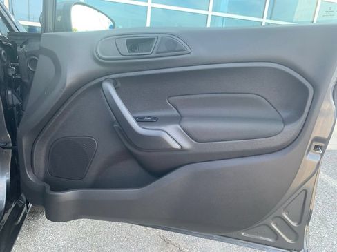 Used 2018 Ford Fiesta SE w/ Equipment Group 201A FWD image 20