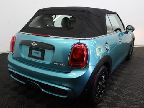 Used 2018 MINI Cooper S FWD image 4