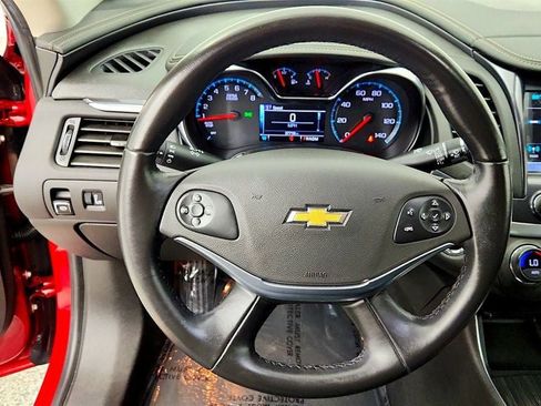 Used 2018 Chevrolet Impala LT FWD image 14