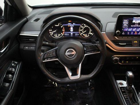 Used 2023 Nissan Altima 2.5 SR AWD/4WD image 25