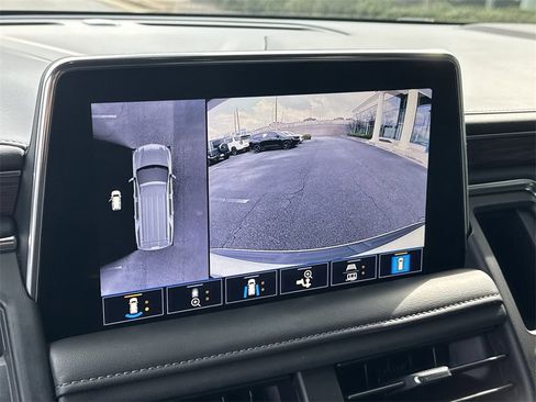 Used 2021 Chevrolet Tahoe LT w/ LT Signature Package image 25