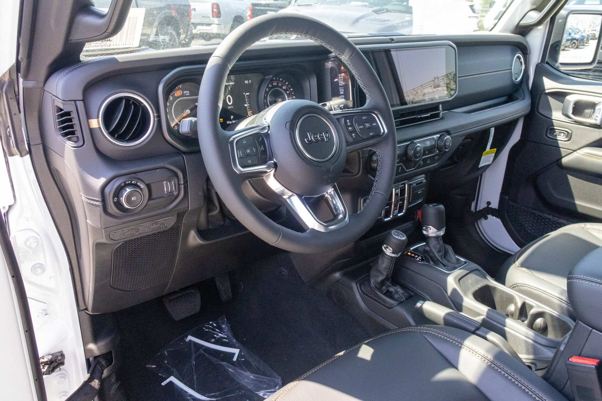 New 2027 Jeep Wrangler Unlimited Sahara AWD/4WD image 3