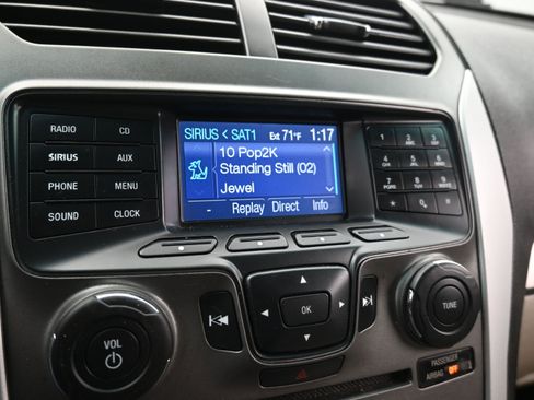 Used 2012 Ford Explorer FWD w/ Class III Trailer Tow Pkg image 19