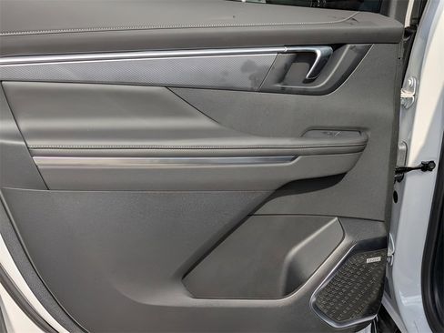 New 2025 Buick Enclave Sport Touring w/ Super Cruise Package image 12