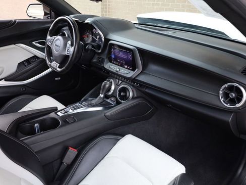 Used 2021 Chevrolet Camaro SS image 26