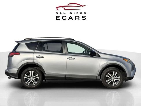 Used 2017 Toyota RAV4 LE w/ Carpet Mat Package image 4