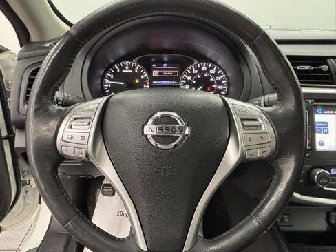 Used 2016 Nissan Altima 2.5 SL w/ 2.5 Technology w/LED Package image 15