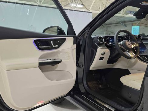 New 2026 Mercedes-Benz GLC 300 4MATIC image 19