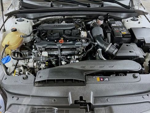 Used 2023 Kia K5 LXS image 27